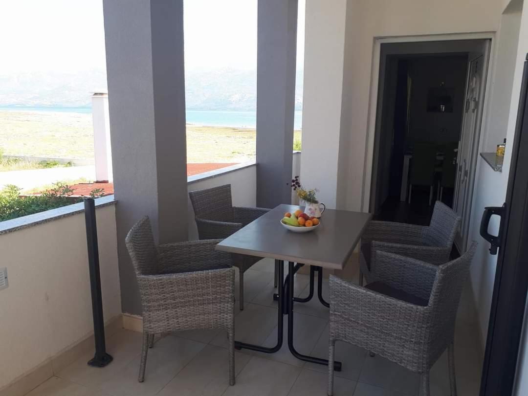 Apartmani Villa Anna Ražanac Dış mekan fotoğraf